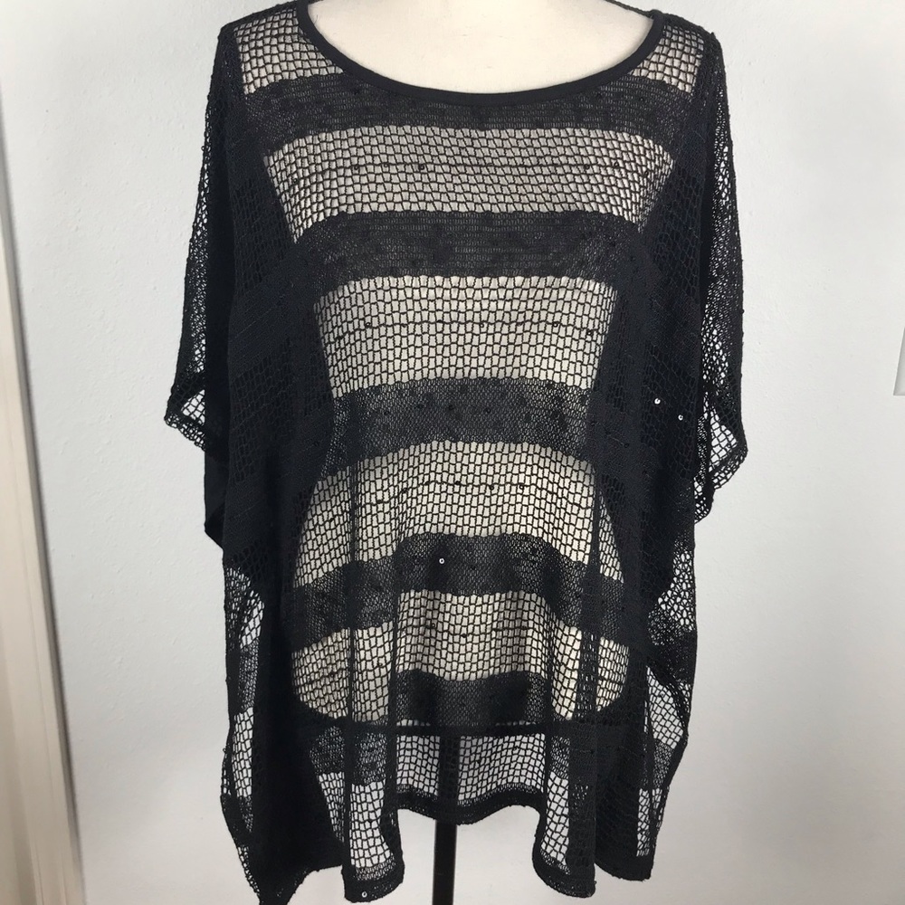 STYLE & CO WING SLEEVES SEQUENCE BLACK TOP